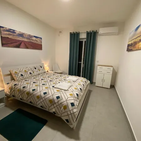 Central Horizon Apartment *